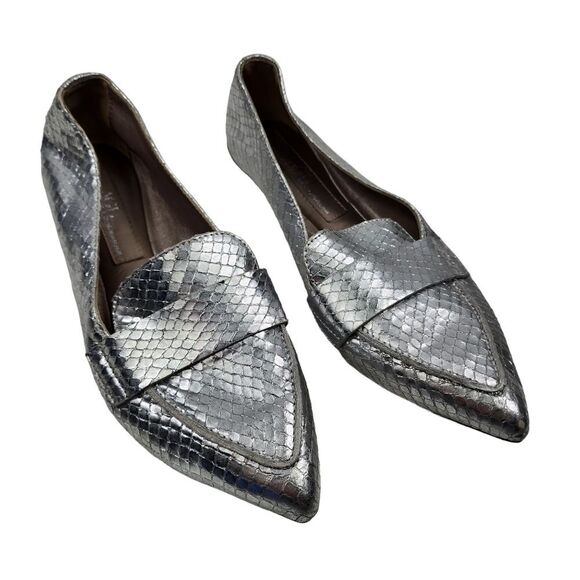 AGL Womens 6.5 Softy Pointed Toe Moccasin Loafer Silver Snakeskin Flats Shoes